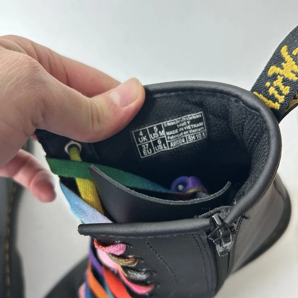 Doc Martens Girls 4.5 Boots 1460 For Pride Black Leather Rainbow Combat